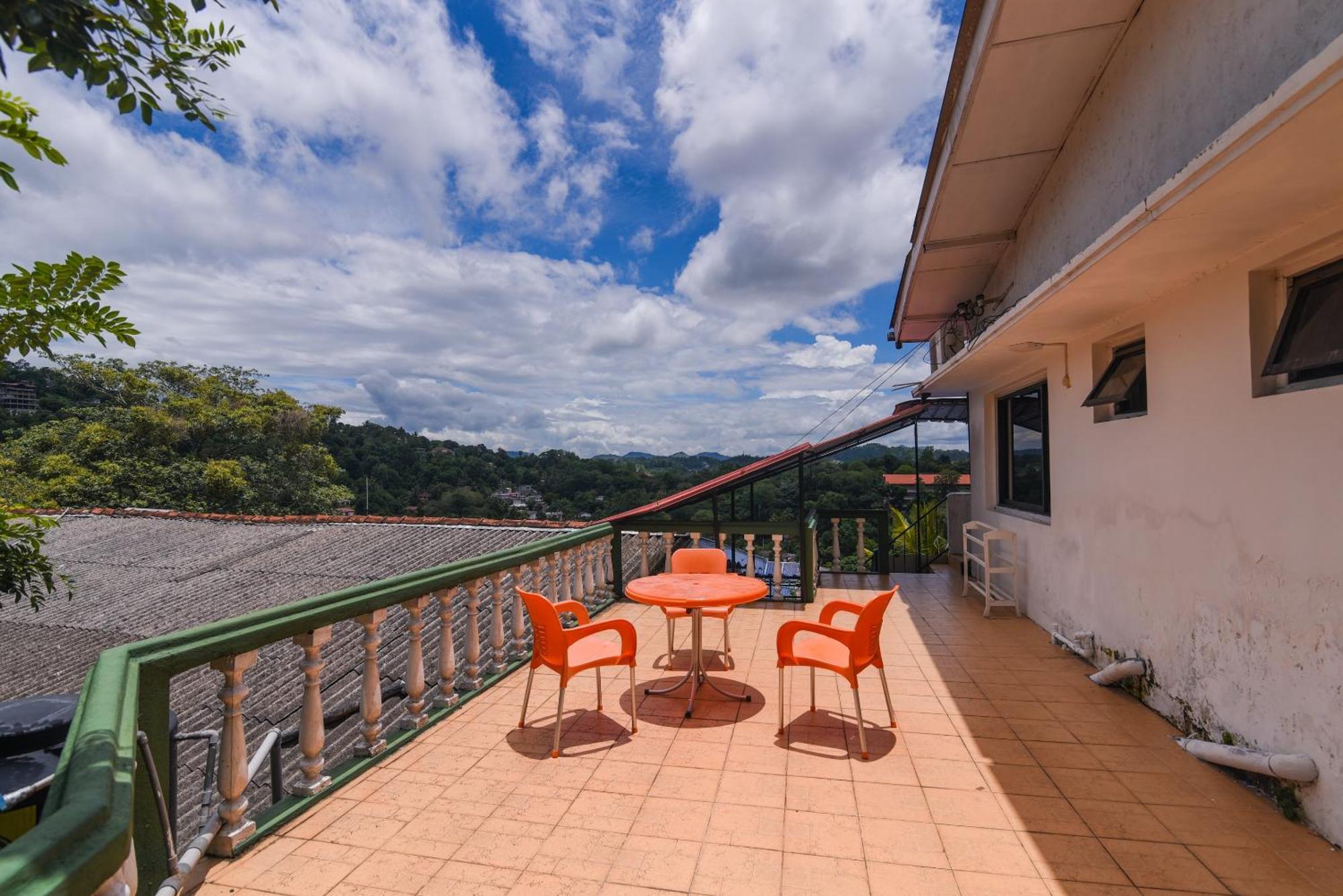 King Leisure Residence Kandy Luaran gambar